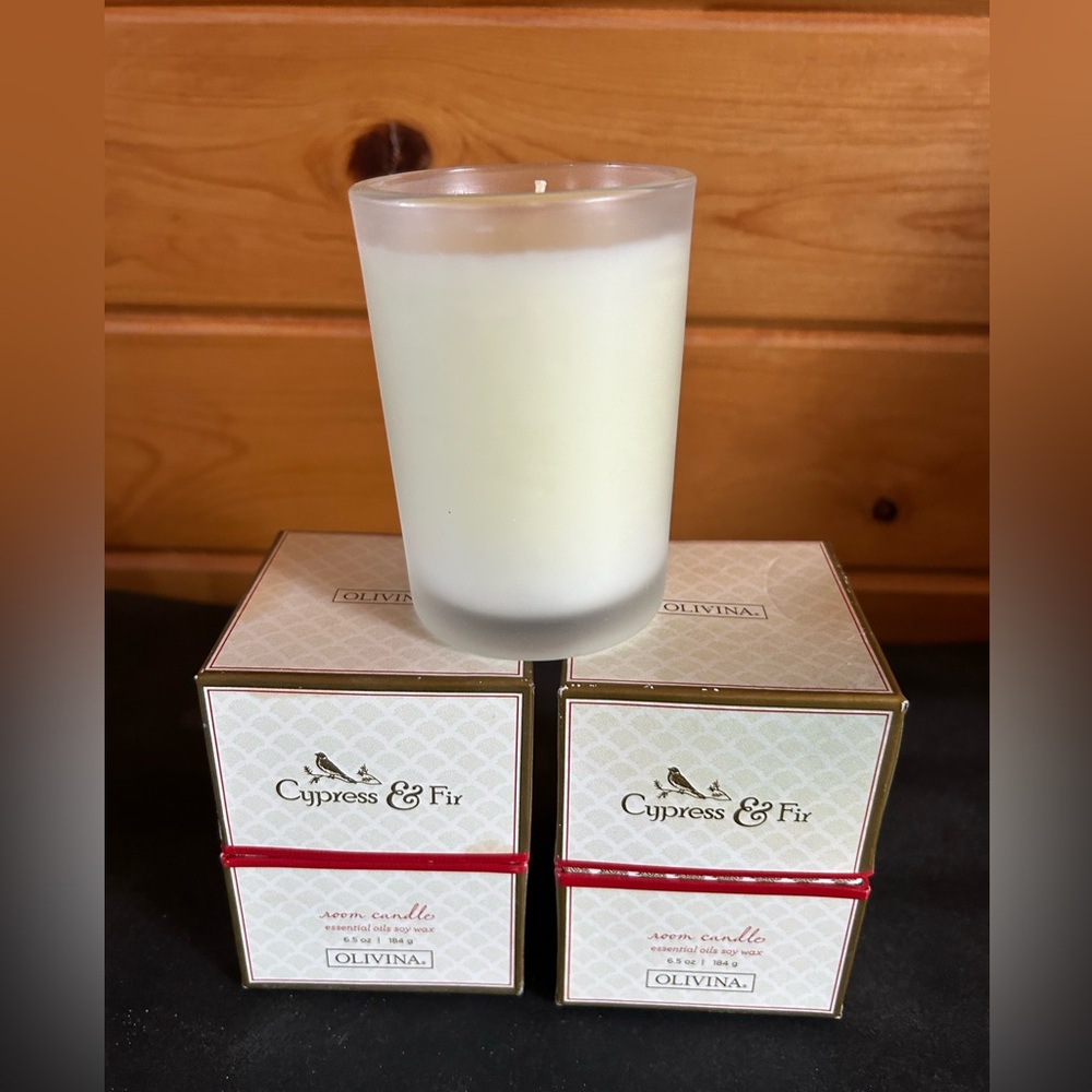 Olivina Cypress & Fir Scented Candle - White